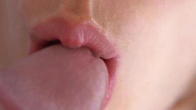 Кончают в рот: сперма во рту русских девушек [новые видео]